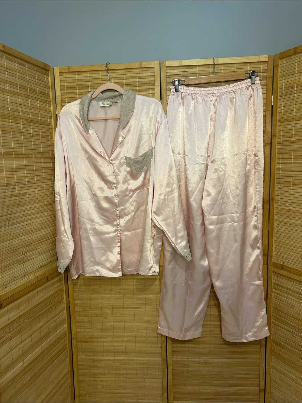 Victoria’s Secret vintage 90s gold label satin lace pajama set top shirt large